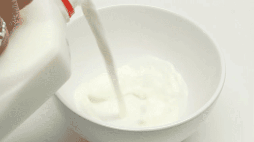 这样喝牛奶不仅等于“白喝”，还容易自损健康！