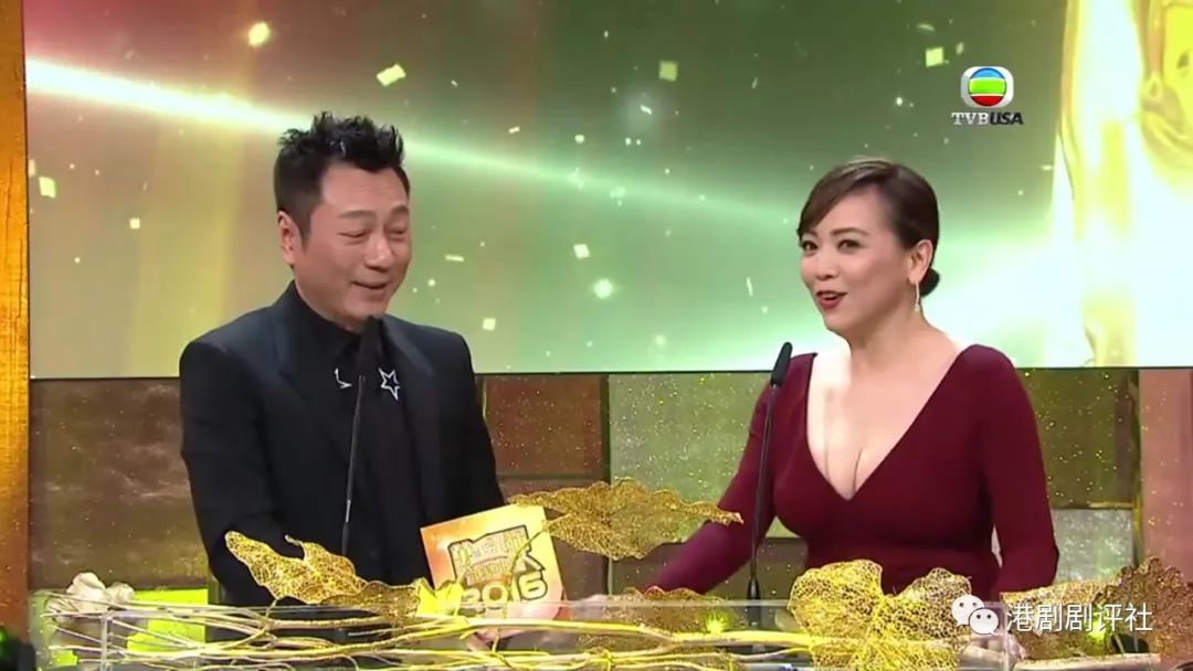 这部TVB经典剧难逃翻拍命运,昔日最佳CP合体,网友:既期待又担心