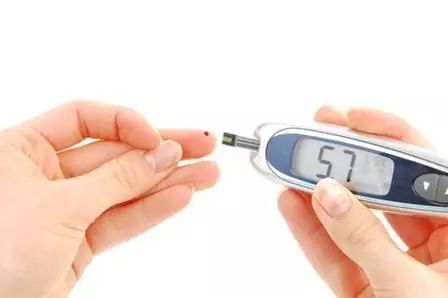 糖尿病患者要会测血糖更要会分析血糖