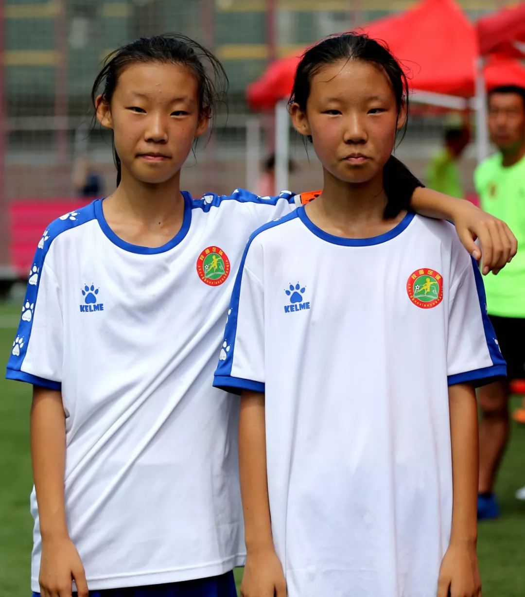 【全国校园足球夏令营】双胞胎姐妹的足球路