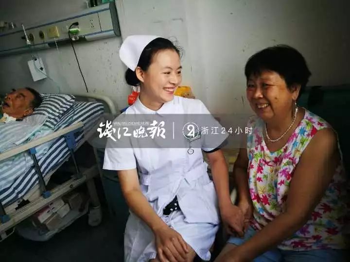女护士成病人家属“专职司机”，10个月来每天接送！她说：被这段美好感情打动了