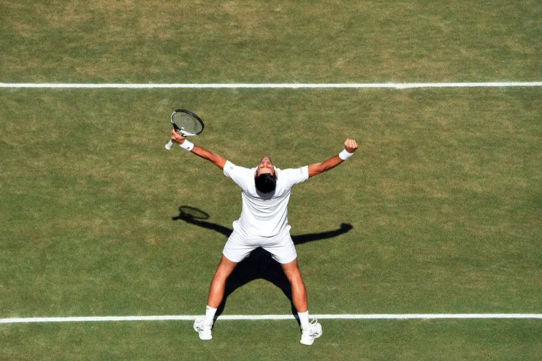 德约科维奇：不完美的网球天王