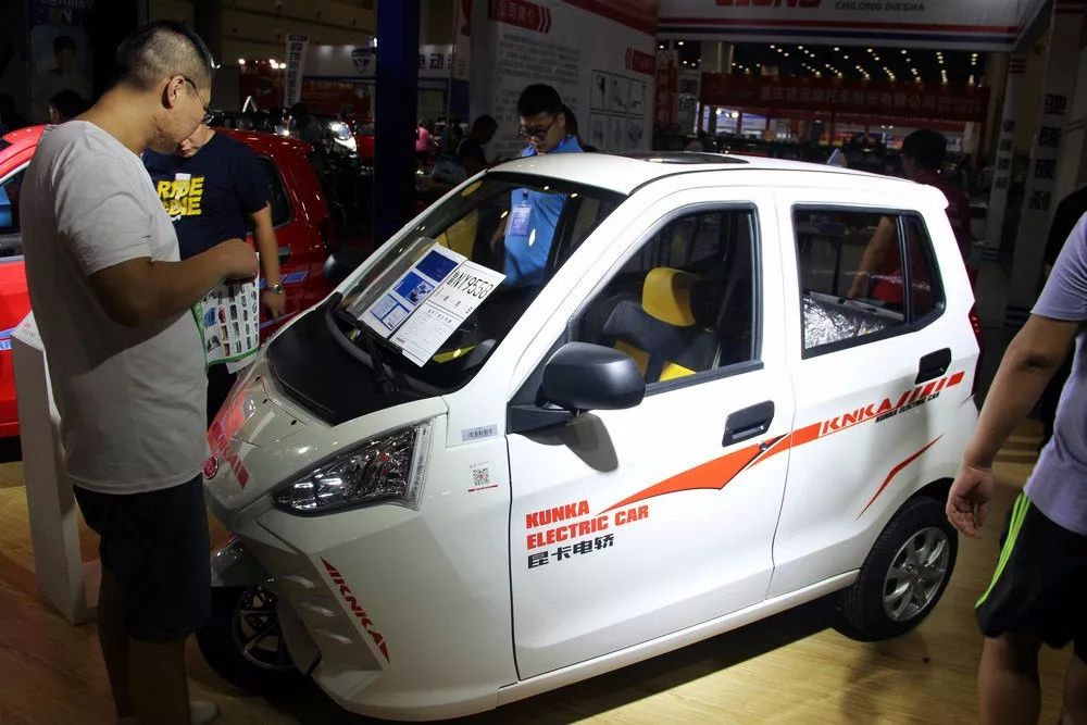 从郑州展的火爆，看严查下的电动汽车市场到底在哪里？