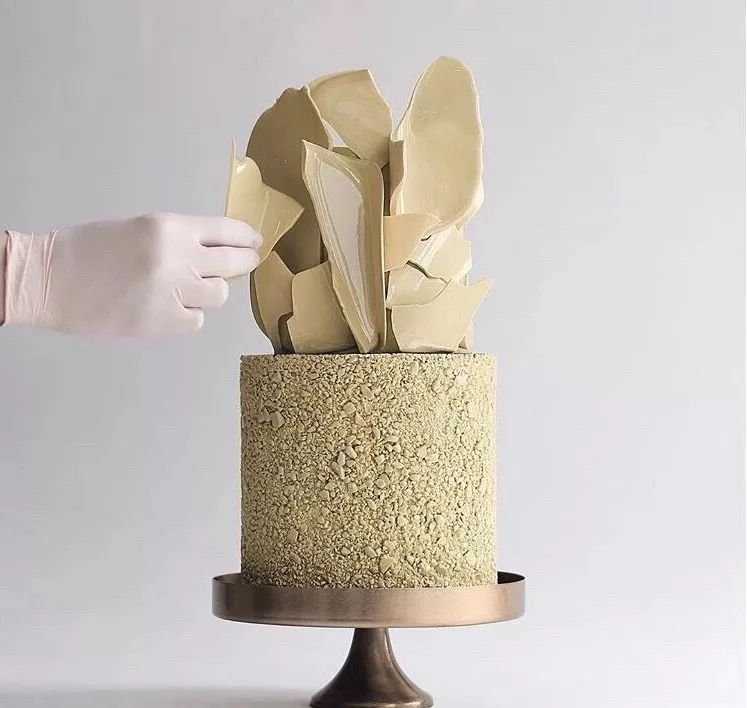 烘焙圈子：烘焙圈子：俄罗斯最帅气的“蛋糕男神”～～堪称蛋糕艺术家！！