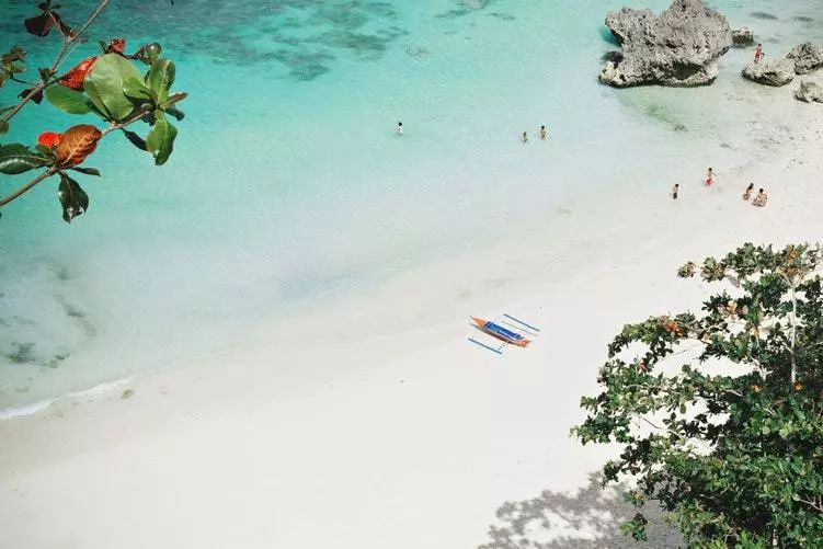 这个“网红海岛”宣布重开，下半年Pick东南亚最美的白沙滩！！！
