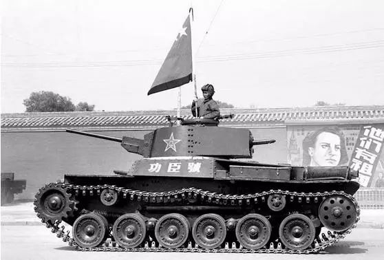 ..坦克竟然成了中国的功臣！还好我们现在有99式