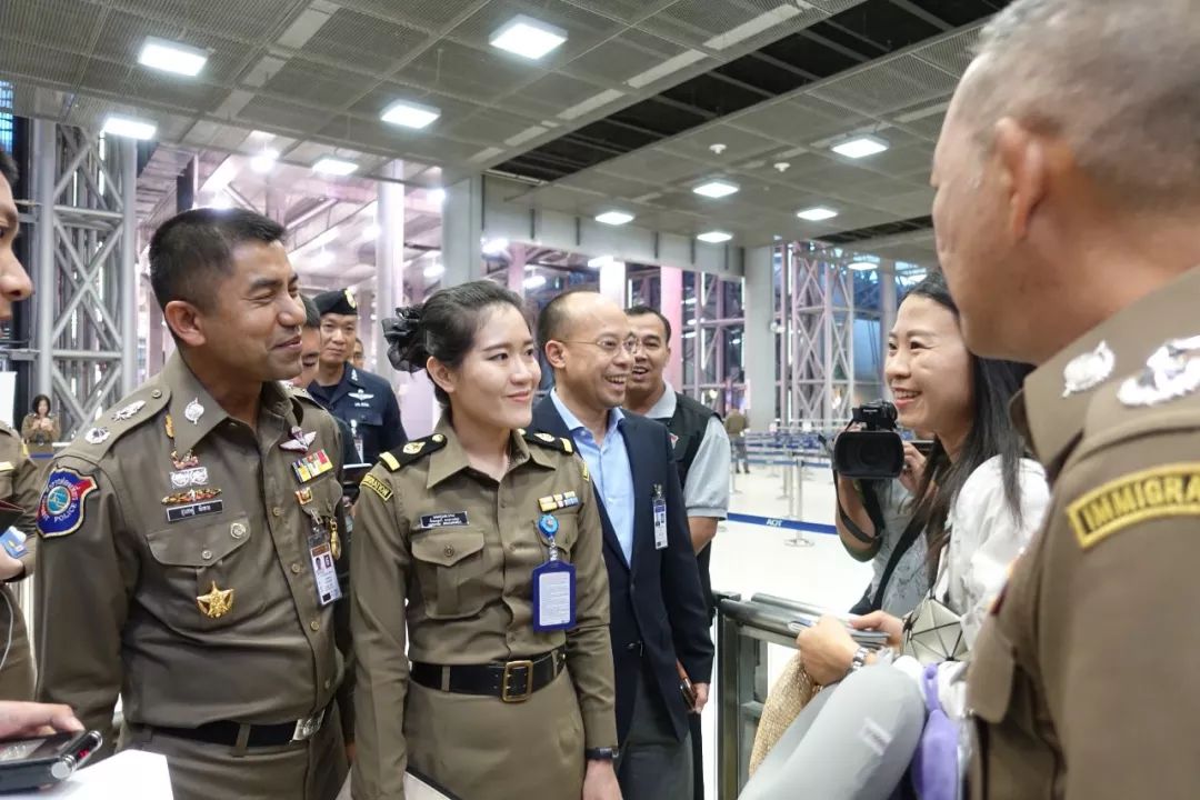 实拍：泰国5大机场开通62条中国游客VIP通道！你还会去吗？
