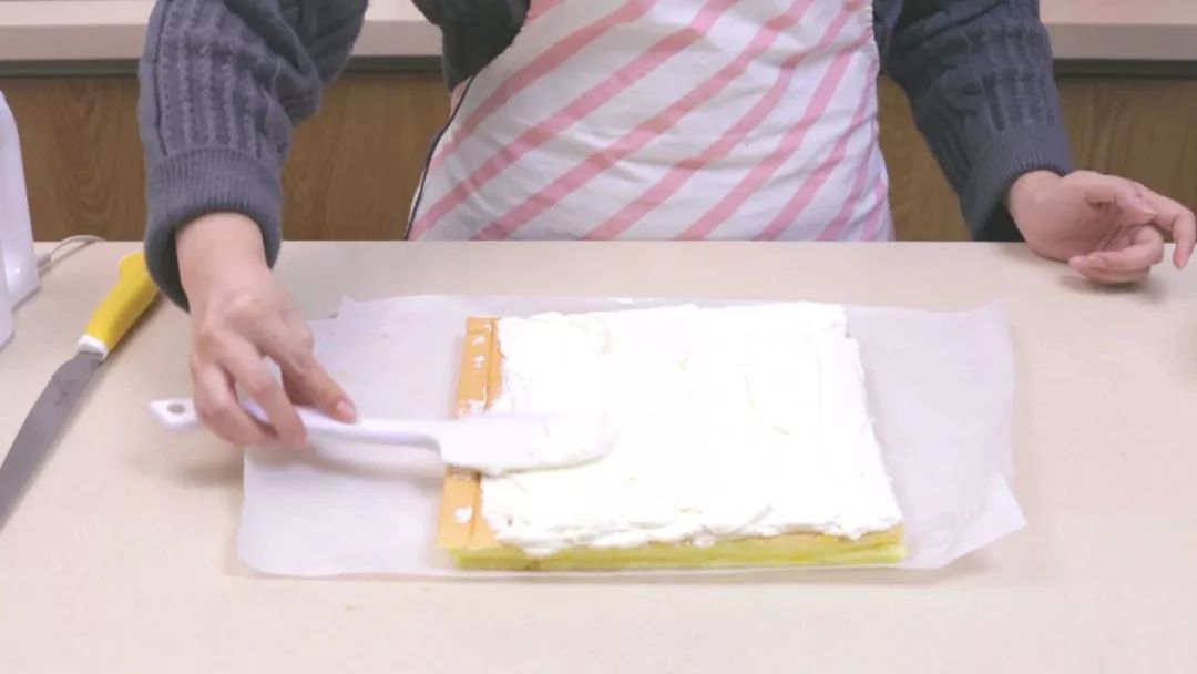 零失敗教程教你做不開裂不塌陷的基礎蛋糕卷，美觀又好吃~丨原味瑞士卷