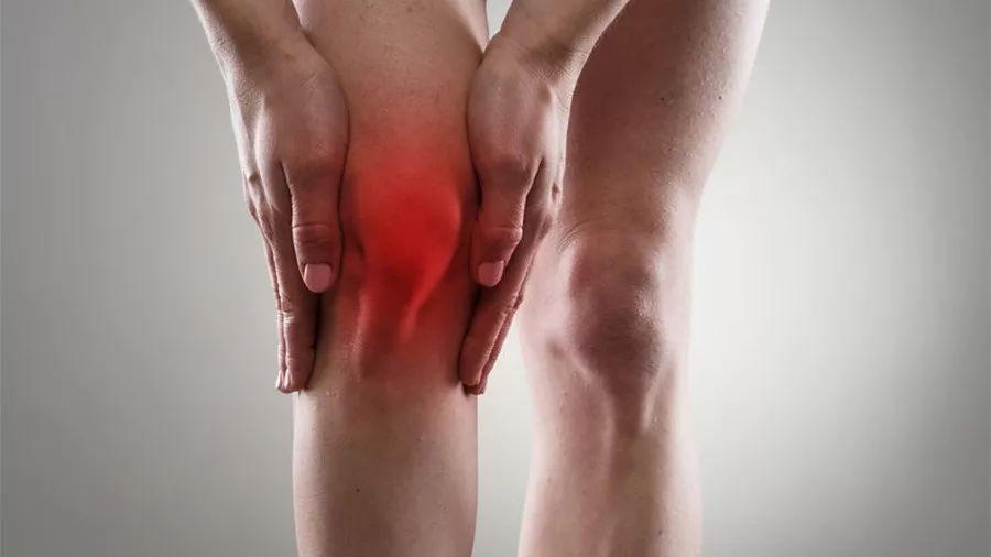 膝盖疼怎么办？做这 3 个动作，缓解疼痛、稳固关节