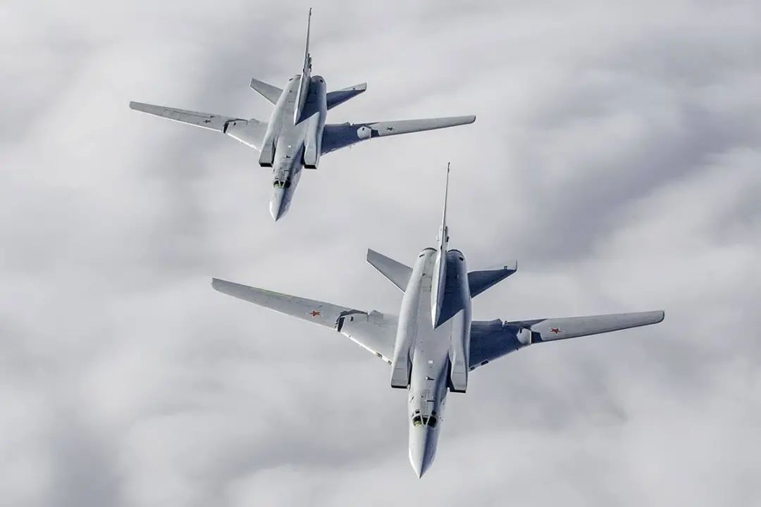 俄“逆火”轰炸机试射“航母杀手”，速度5马赫、射程超1000公里