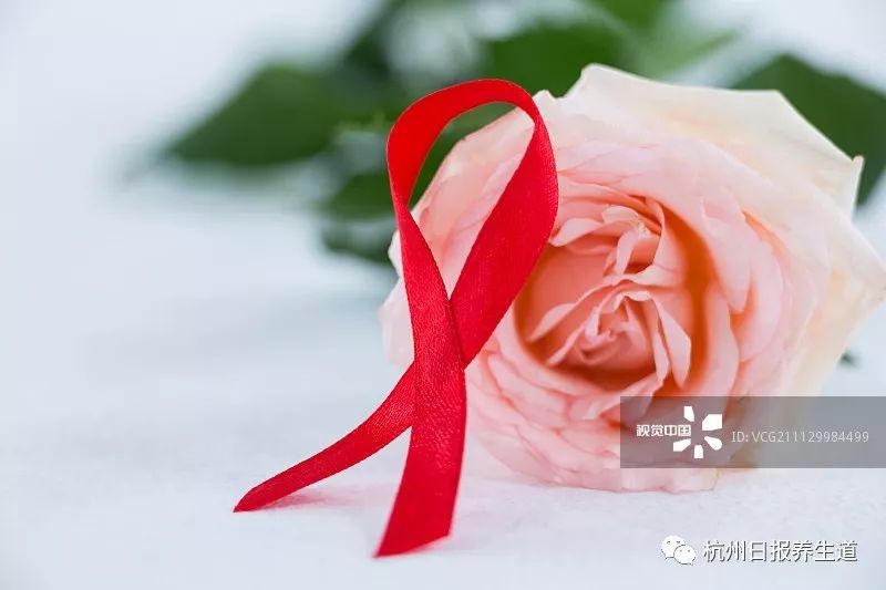 六旬女士丧偶后找了新老伴，结果染上艾滋病！杭州发布艾滋病疫情，为何越来越多的老年人感染艾滋病病毒？
