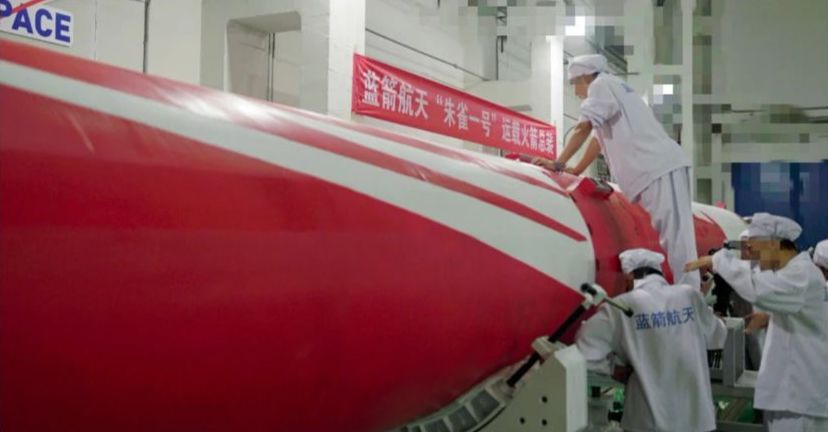 中国首枚民营入轨运载火箭“朱雀一号”总装完毕，预计第四季度发射