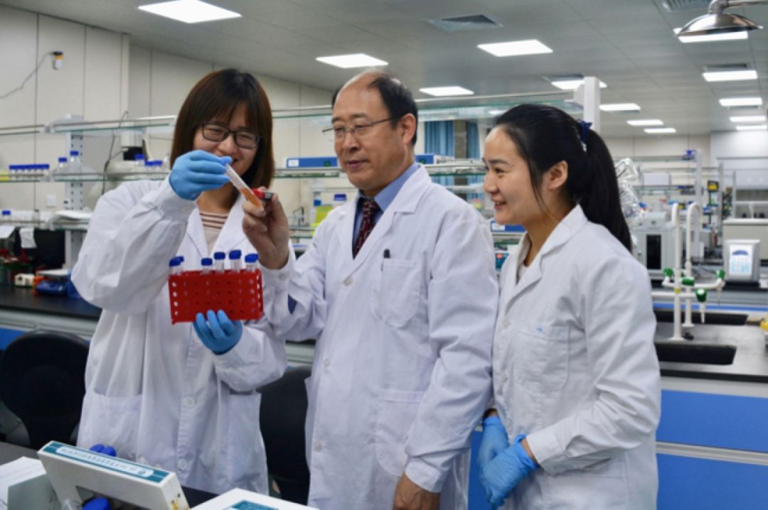 喜讯|王福俤团队大数据揭示膳食微量元素与食管癌罹患重要规律