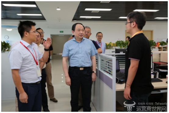 中国联通总经理李国华赴联通软件研究院调研 跟耿向东交流了啥