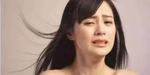 阿娇首次回应：为什么当年没有阻止陈冠希拍照，哭一次240万！